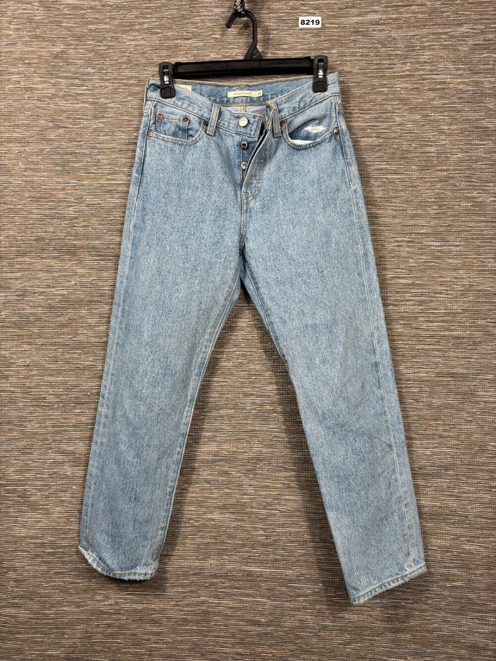 Levis Jeans Womens Size 25 Blue Wedgie Straight Button Fly Mid Rise Stretch